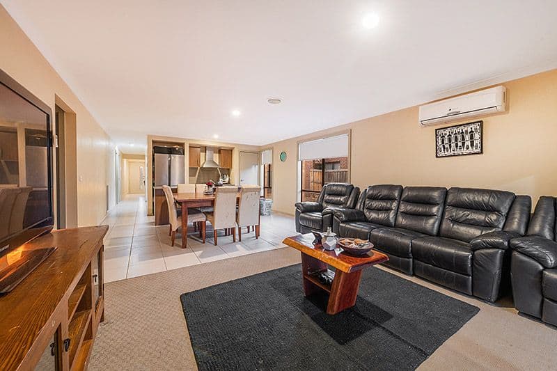 48 Alarah Boulevard, Cranbourne West VIC 3977, Cranbourne West - Thumbnail 5
