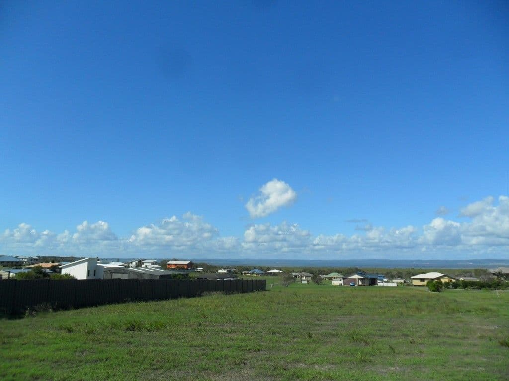 23 Windjammer Circuit, RIVER HEADS QLD 4655, River Heads - Thumbnail 2