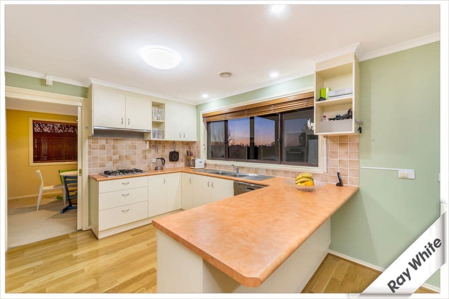 3 Benalla Court, Jerrabomberra - Thumbnail 3