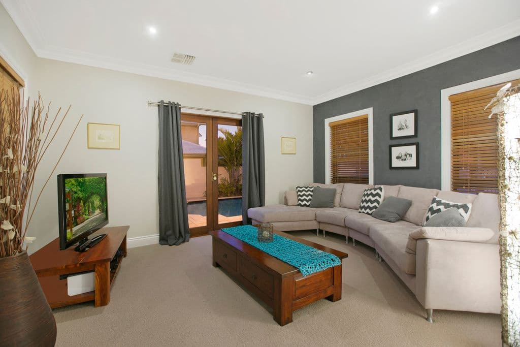 20 Elk Court, Upper Coomera QLD 4209, Upper Coomera - Thumbnail 4