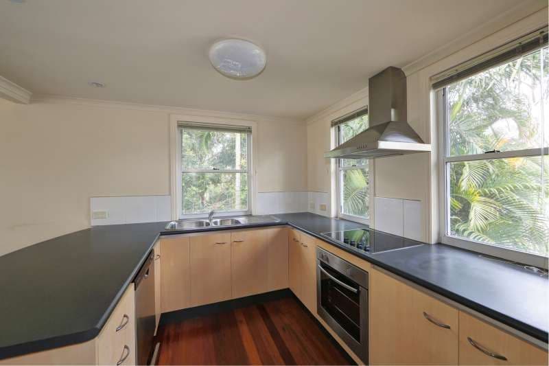2 Sylvan Drive, Moore Park Beach QLD 4670, Moore Park Beach - Thumbnail 7