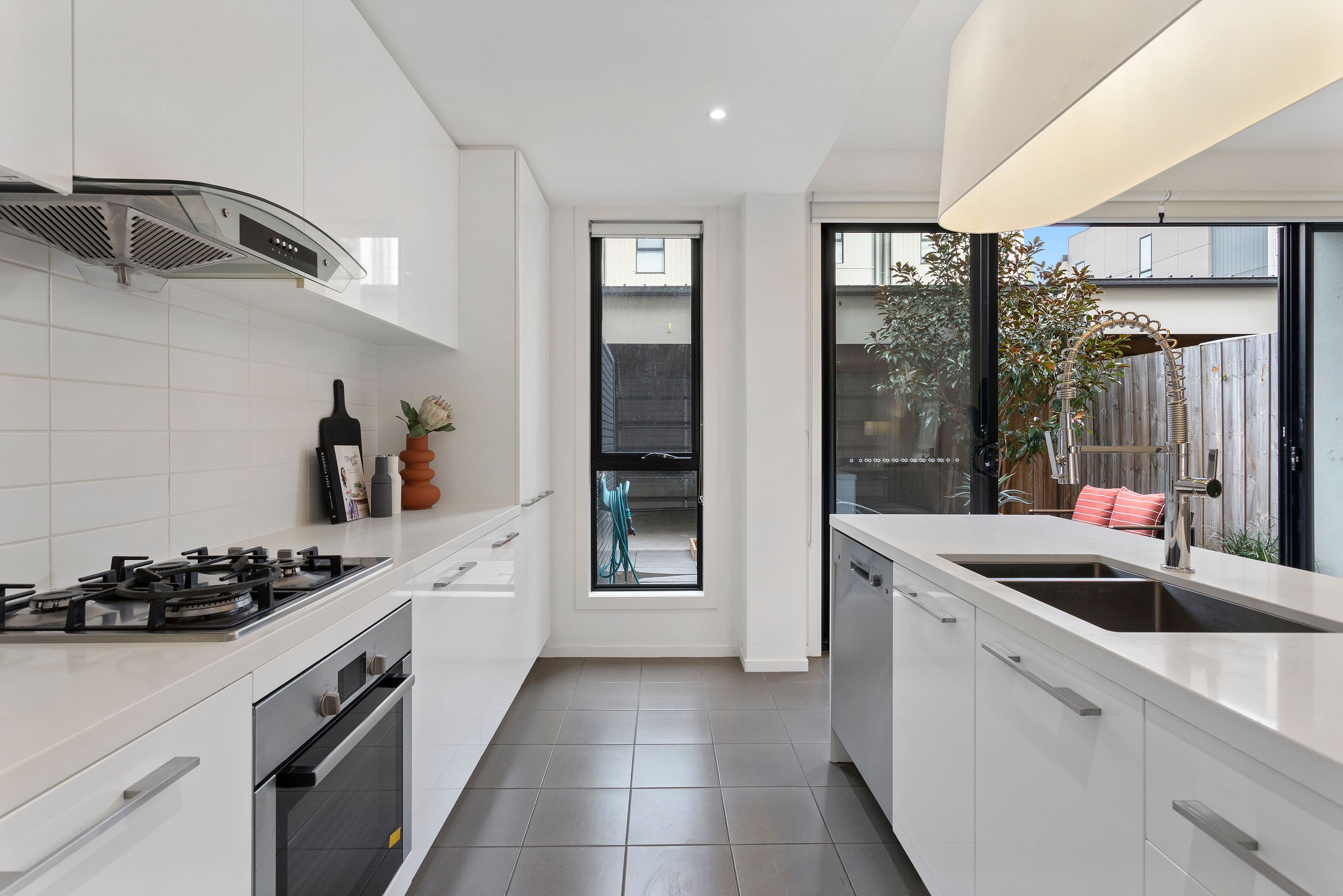 18 Mulberry Avenue, Cheltenham VIC 3192, Cheltenham - Thumbnail 4