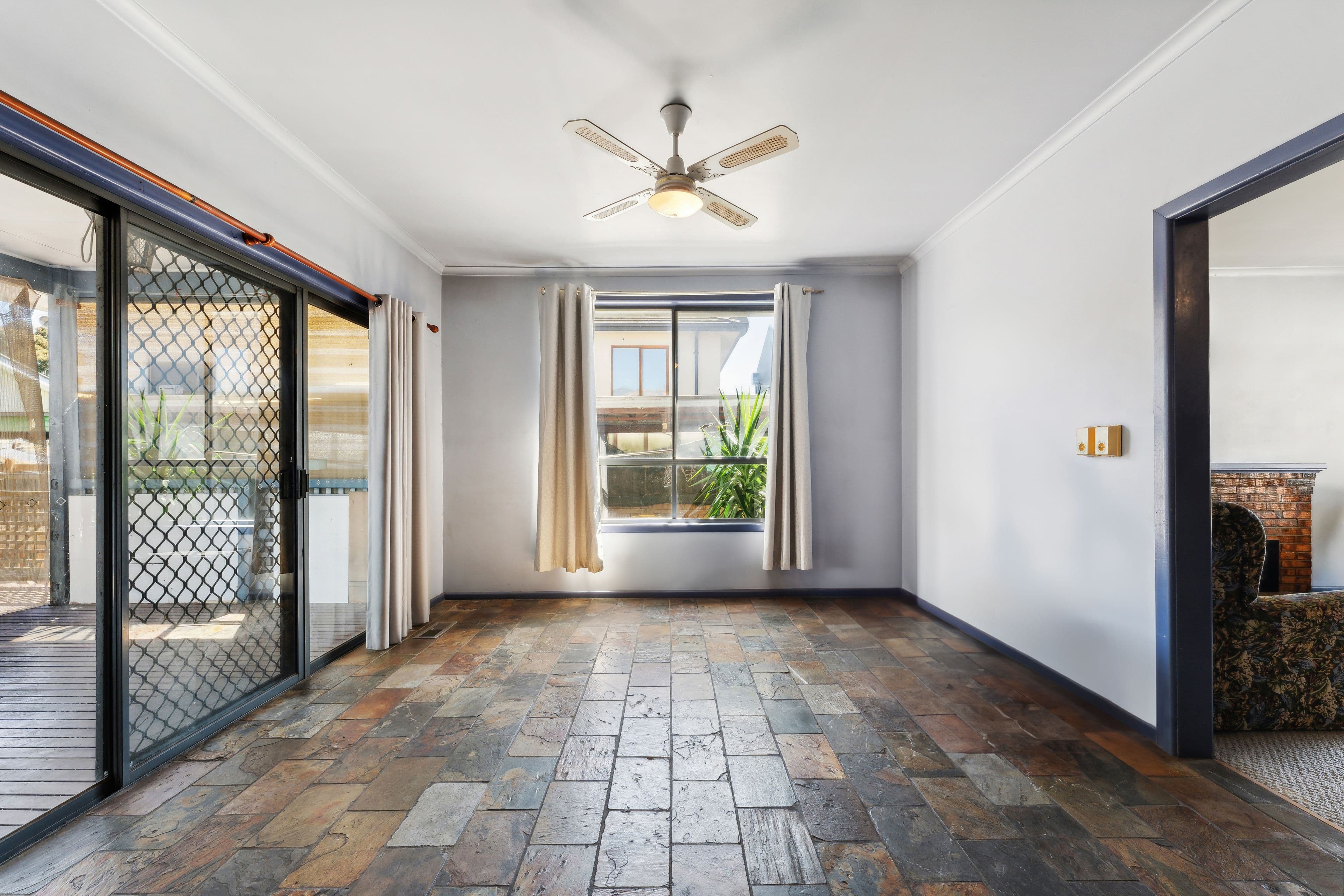 31 Ashton Street, Reservoir VIC 3073, Reservoir - Thumbnail 4