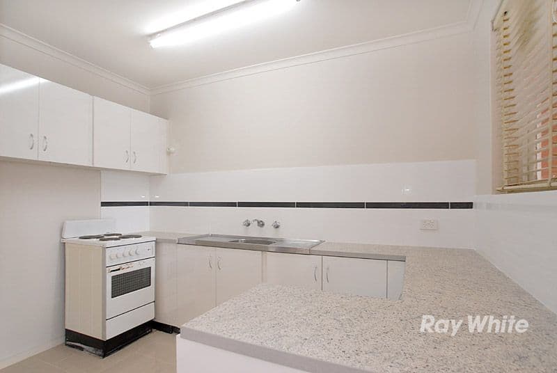 30 Kelvinside Road, NOBLE PARK VIC 3174, Noble Park - Thumbnail 2