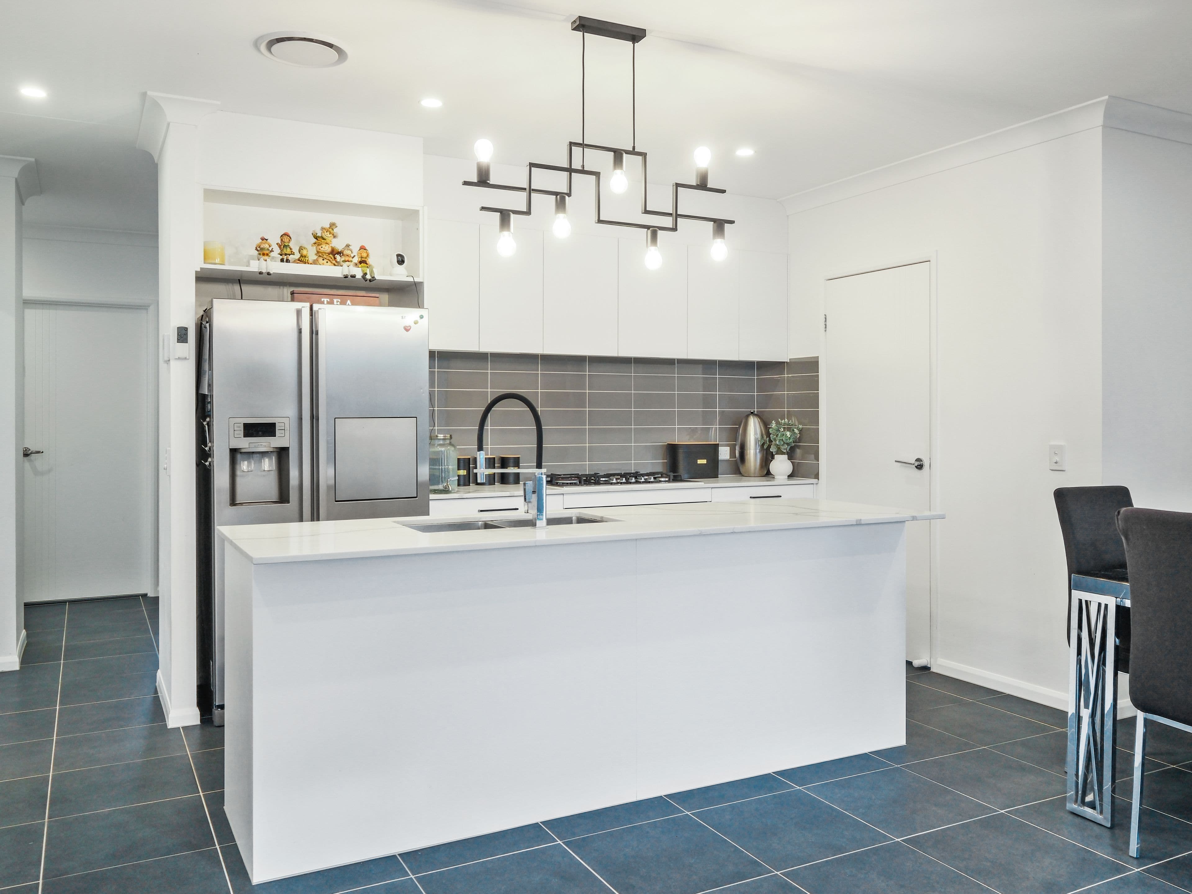 6 Tanzanite Street, Pallara QLD 4110, Pallara - Thumbnail 8