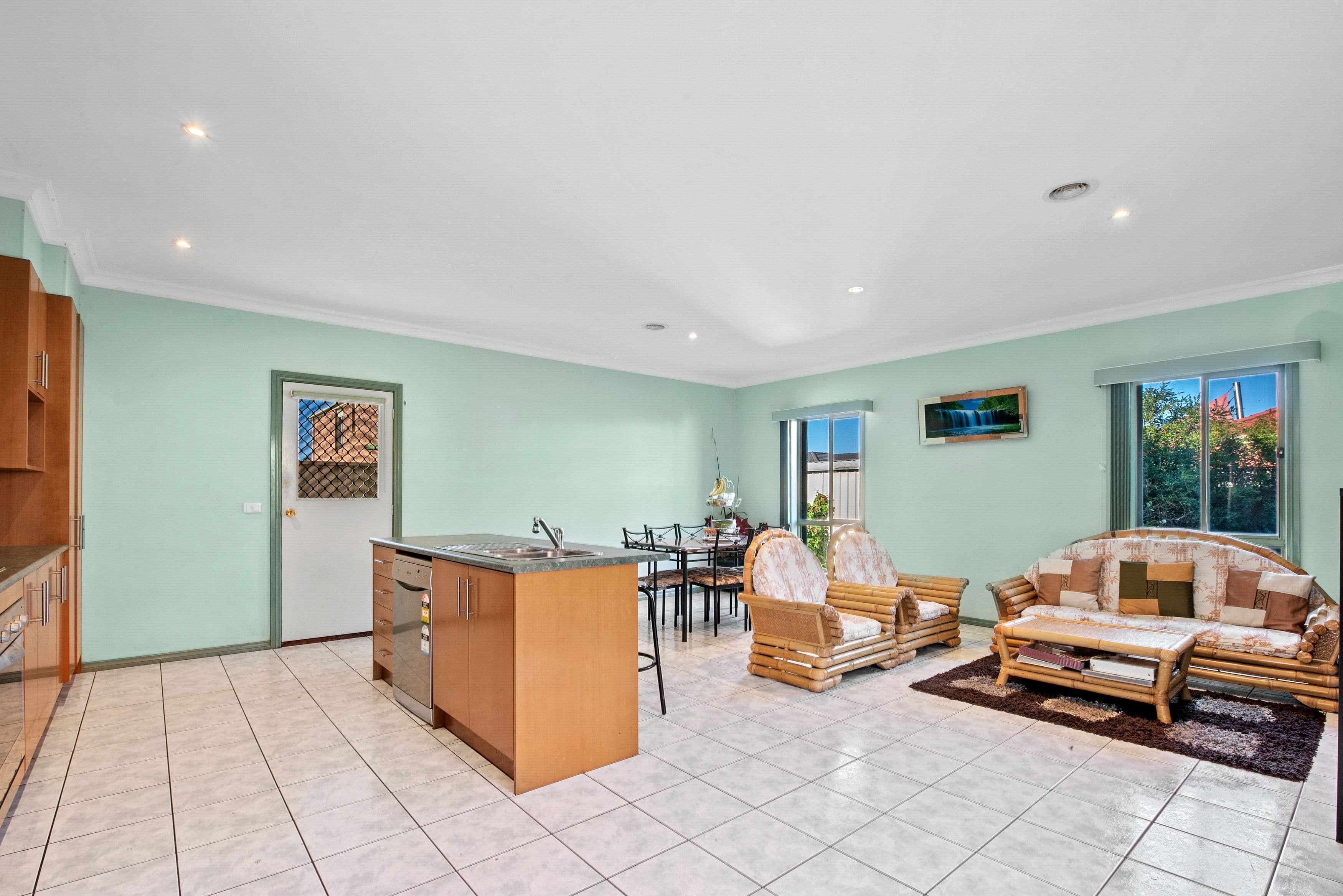 13 Tyrell Walk, Caroline Springs VIC 3023, Caroline Springs - Thumbnail 4