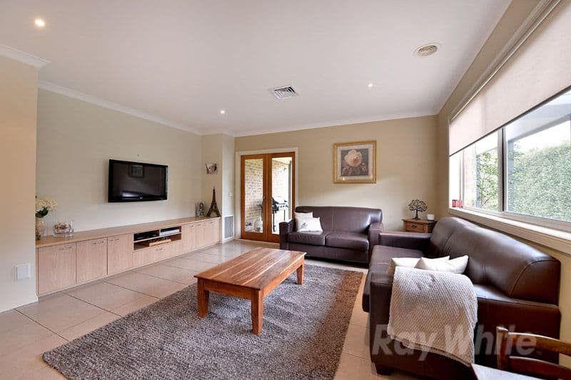 18 Mountain Ash Court, UPPER FERNTREE GULLY VIC 3156, Upper Ferntree Gully - Thumbnail 4