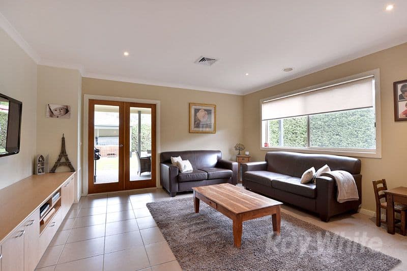 18 Mountain Ash Court, UPPER FERNTREE GULLY VIC 3156, Upper Ferntree Gully - Thumbnail 5