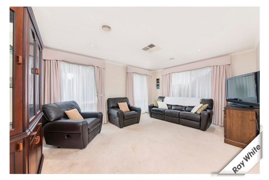 57 William Hudson Crescent, MONASH ACT 2904, Monash - Thumbnail 2