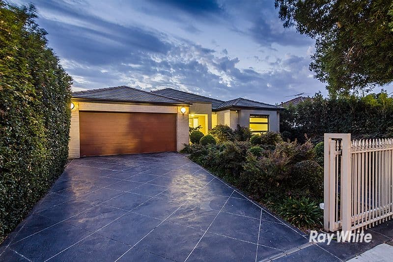 19 Mundaring Drive, Cranbourne VIC 3977, Cranbourne - Image 1