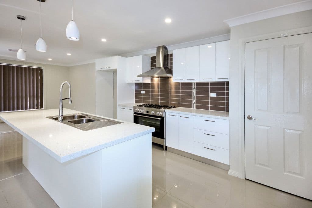 20 Lorikeet Avenue, Ingleburn - Thumbnail 3