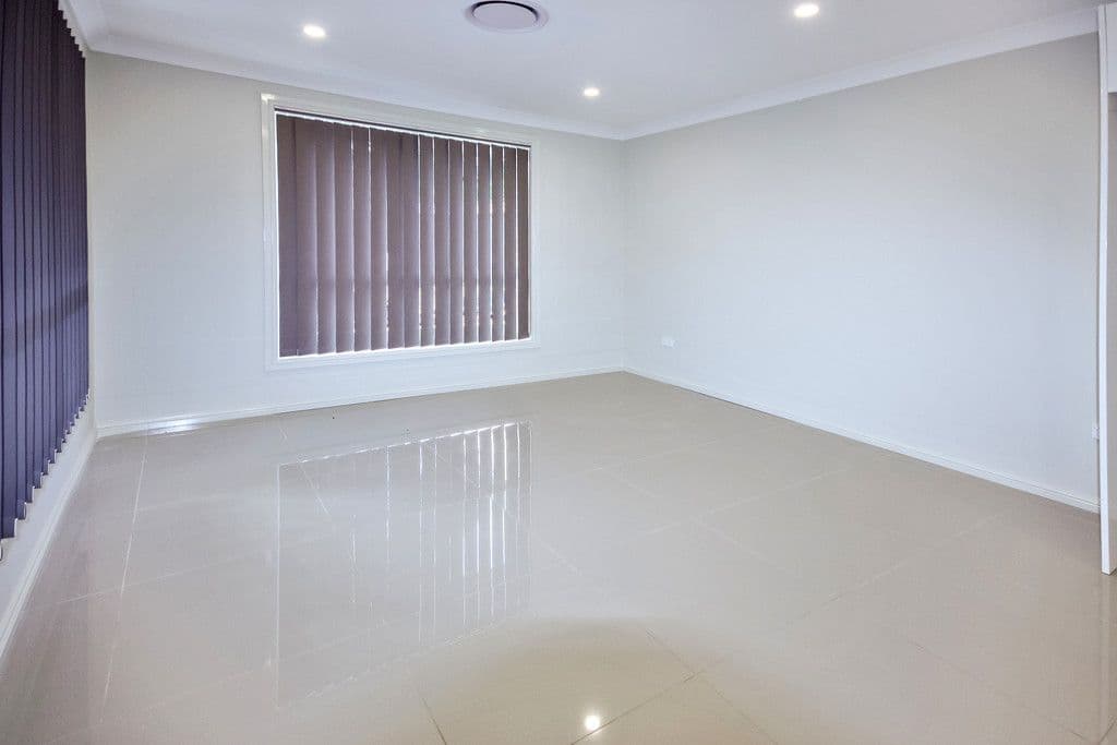 20 Lorikeet Avenue, Ingleburn - Thumbnail 4