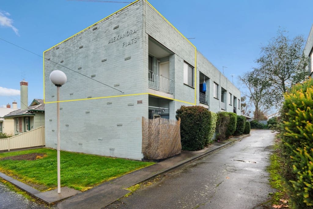 318 Lyons Street South, Ballarat Central VIC 3350, Ballarat Central - Thumbnail 2