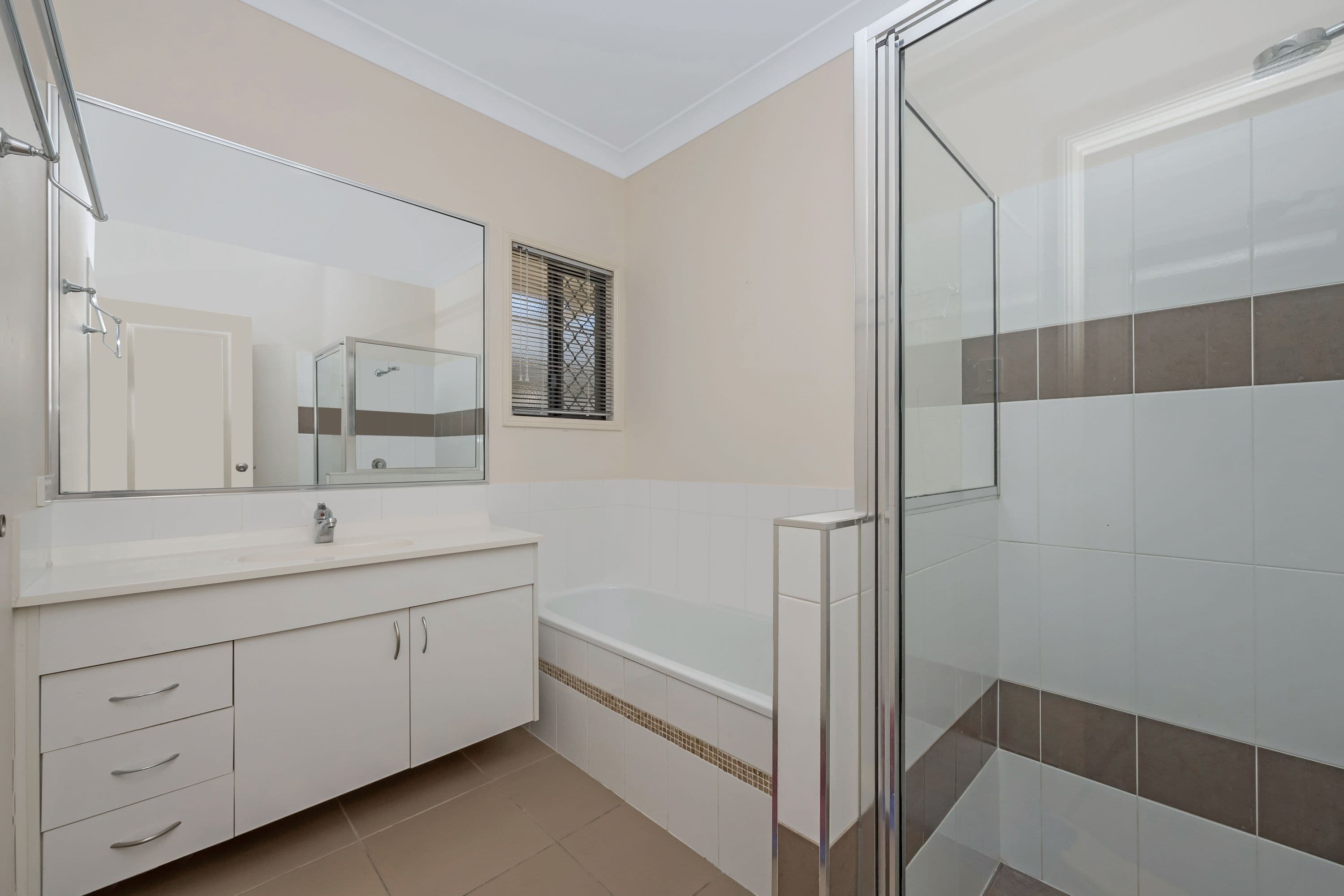 4 Mackenzie Lane, Kelso QLD 4815, Kelso - Thumbnail 7