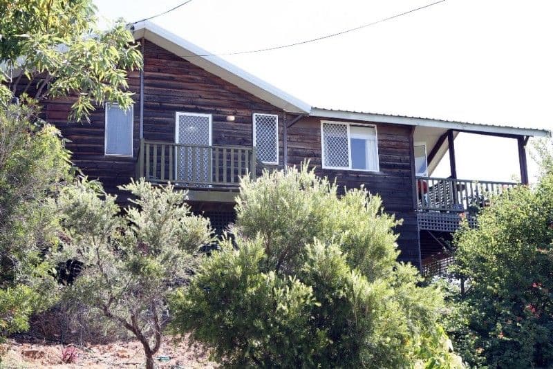 10 Glasgow Avenue, MOUNT LOUISA QLD 4814, Mount Louisa - Thumbnail 7