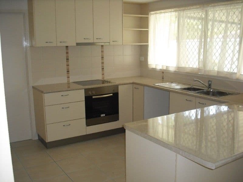 52 Brosnan Drive, CAPALABA QLD 4157, Capalaba - Thumbnail 3