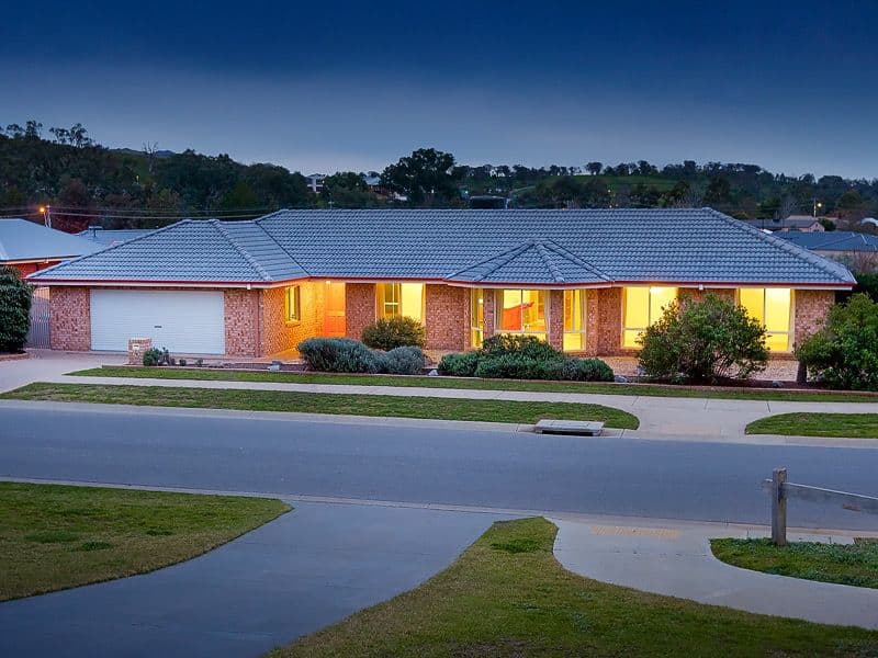 17 Romsey Court, WODONGA VIC 3690, Wodonga - Image 1