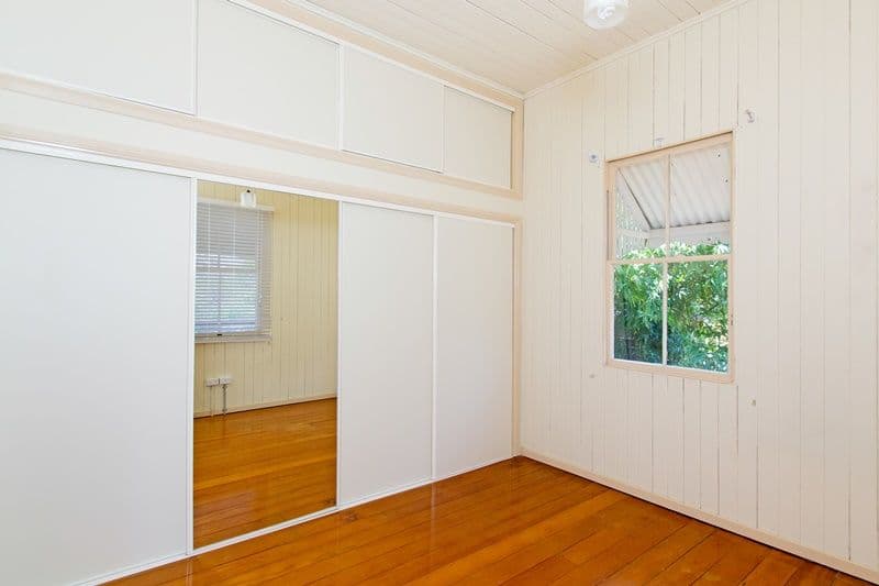 132 Jacaranda Street, NORTH BOOVAL QLD 4304, North Booval - Thumbnail 7