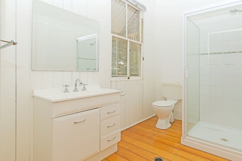 132 Jacaranda Street, NORTH BOOVAL QLD 4304, North Booval - Thumbnail 8