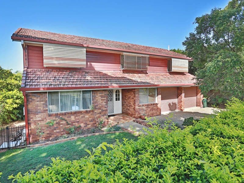 28 Yalumba Street, CARSELDINE QLD 4034, Carseldine - Thumbnail 2