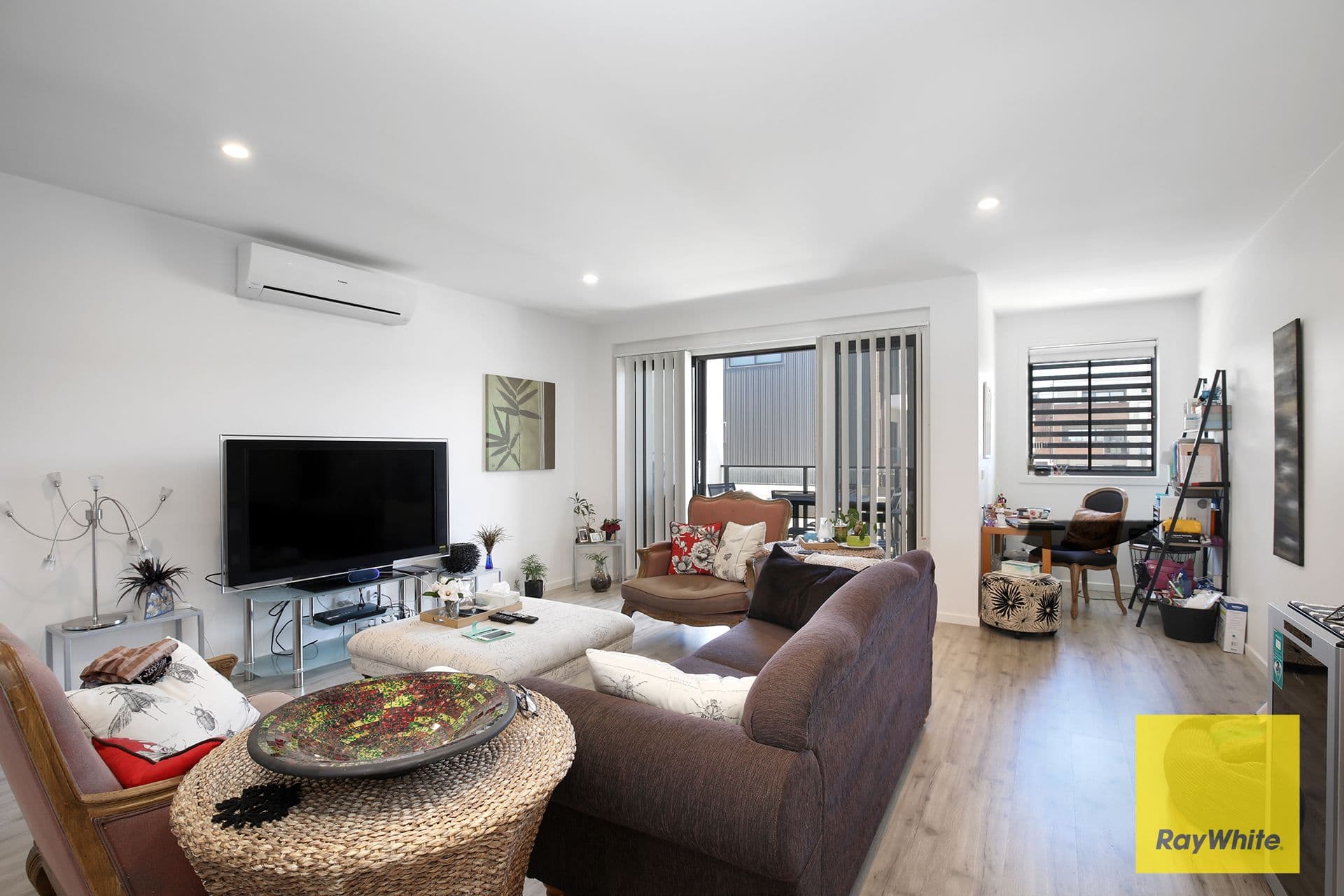 16 Tribeca Drive, Point Cook VIC 3030, Point Cook - Thumbnail 4