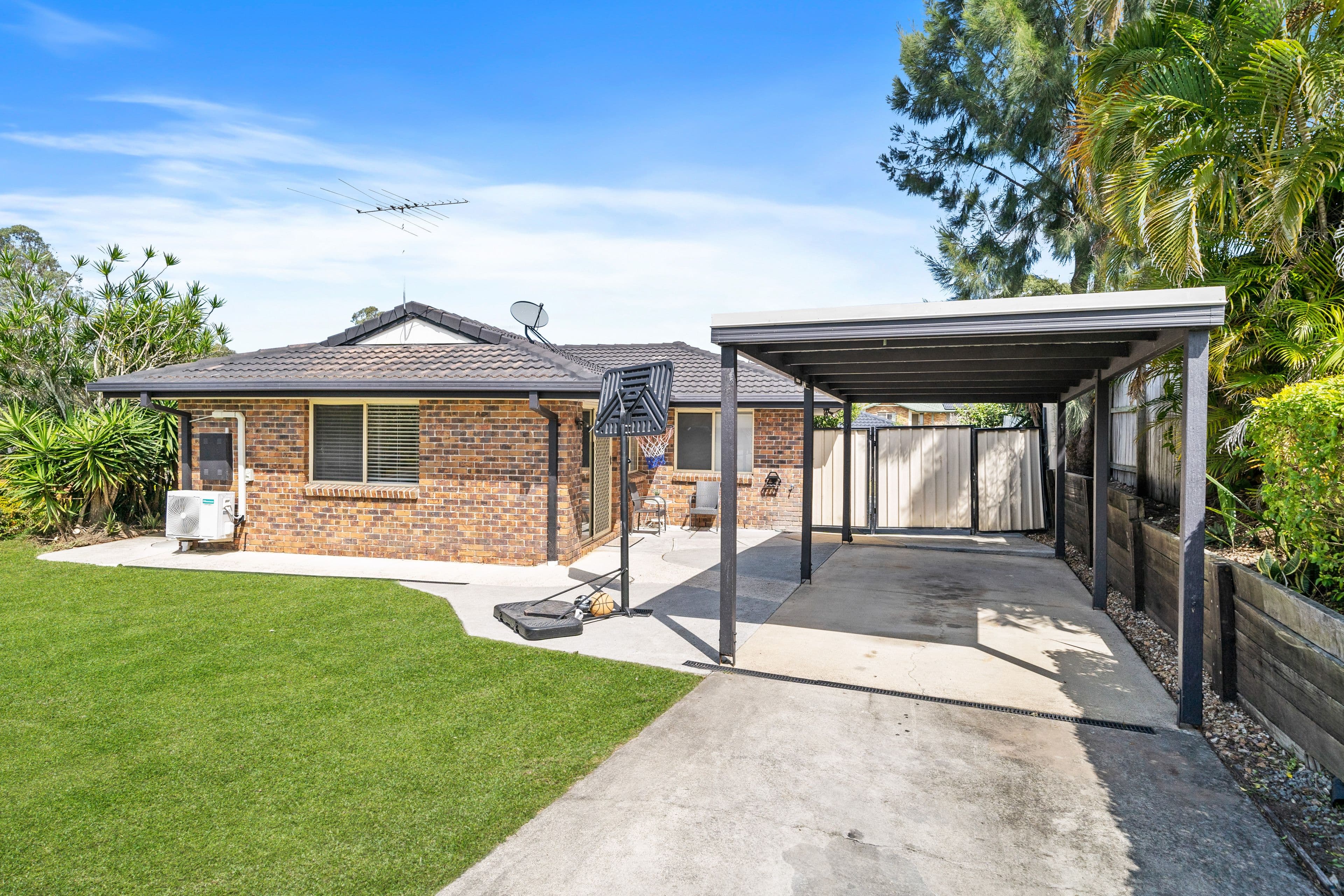2 Houdini Terrace, Edens Landing QLD 4207, Edens Landing - Image 1