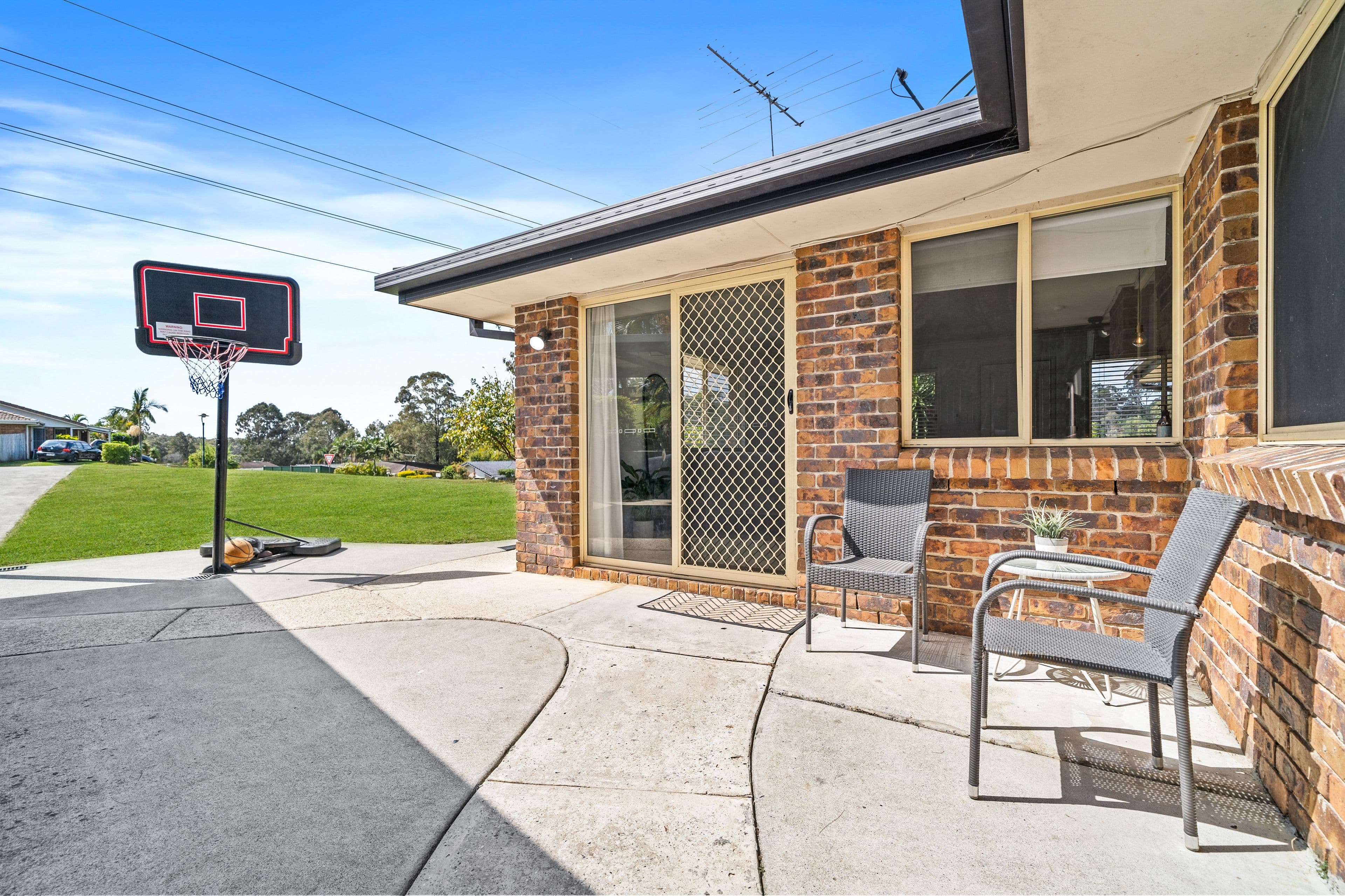 2 Houdini Terrace, Edens Landing QLD 4207, Edens Landing - Thumbnail 2