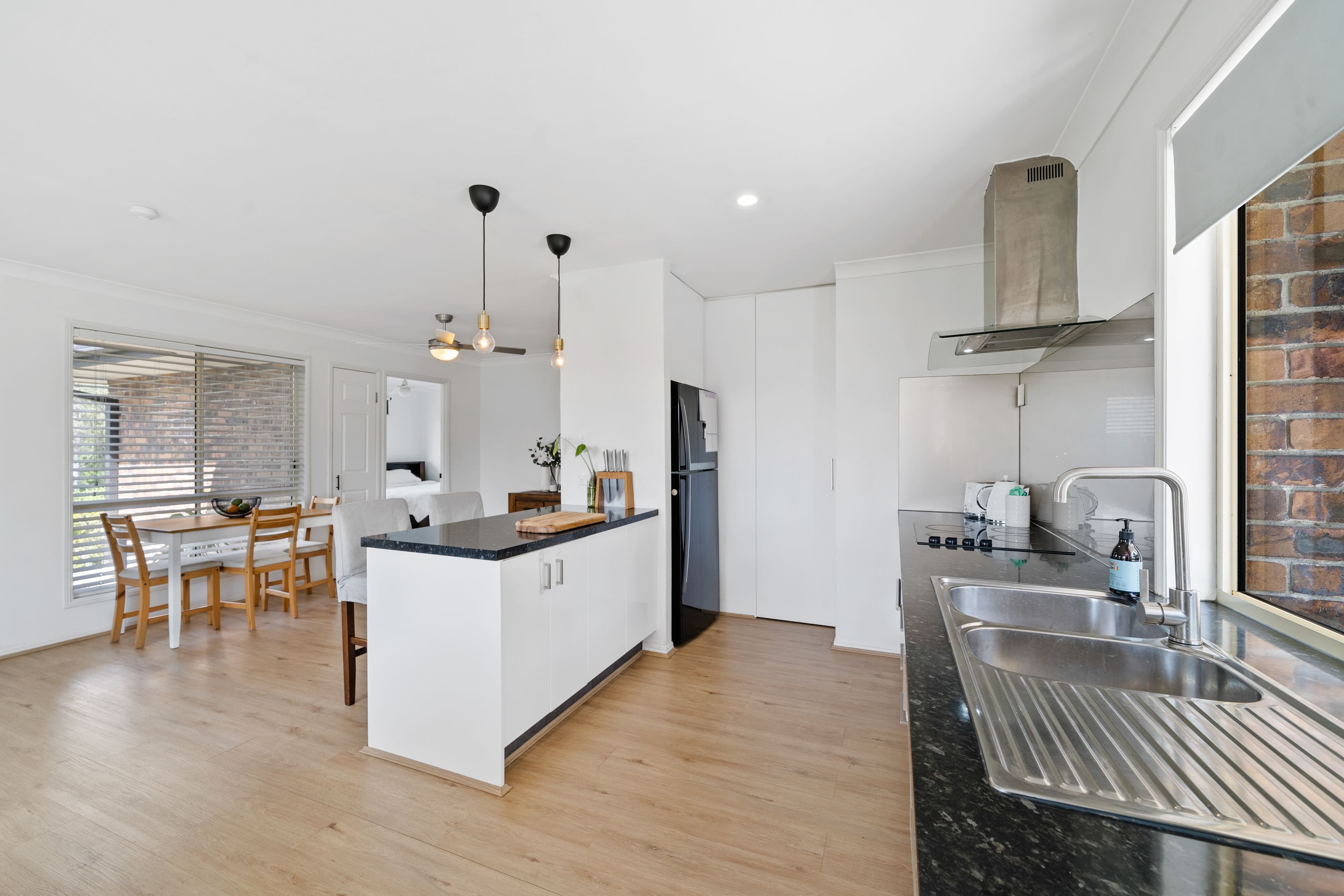 2 Houdini Terrace, Edens Landing QLD 4207, Edens Landing - Thumbnail 4
