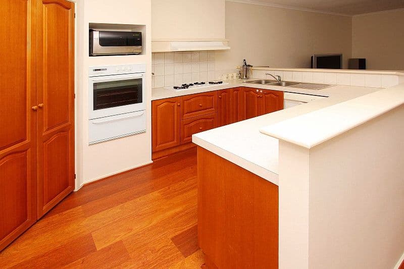 4 Hilliana Waters, MILL PARK VIC 3082, Mill Park - Thumbnail 2