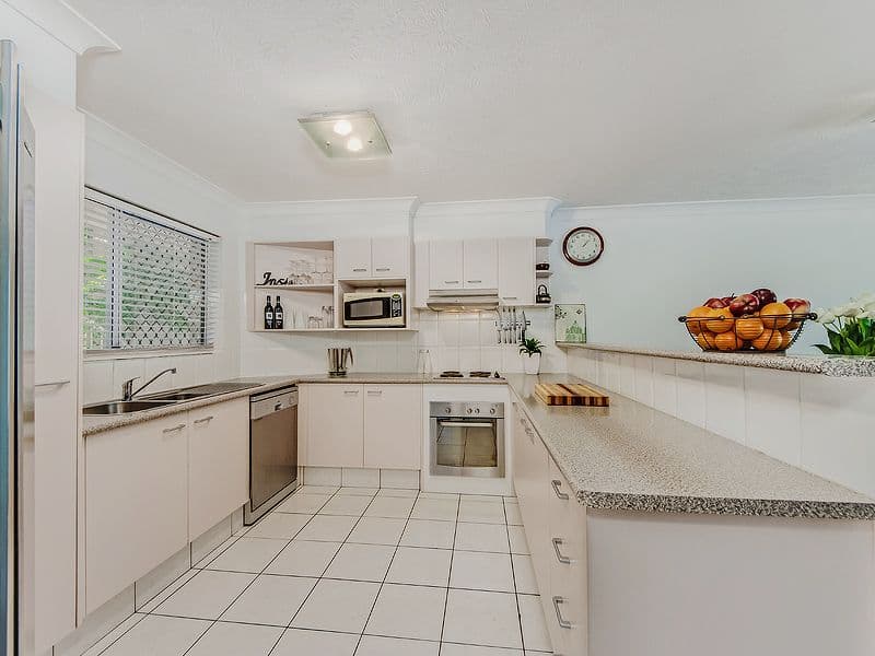 14 Brake Street, BURLEIGH HEADS QLD 4220, Burleigh Heads - Thumbnail 3