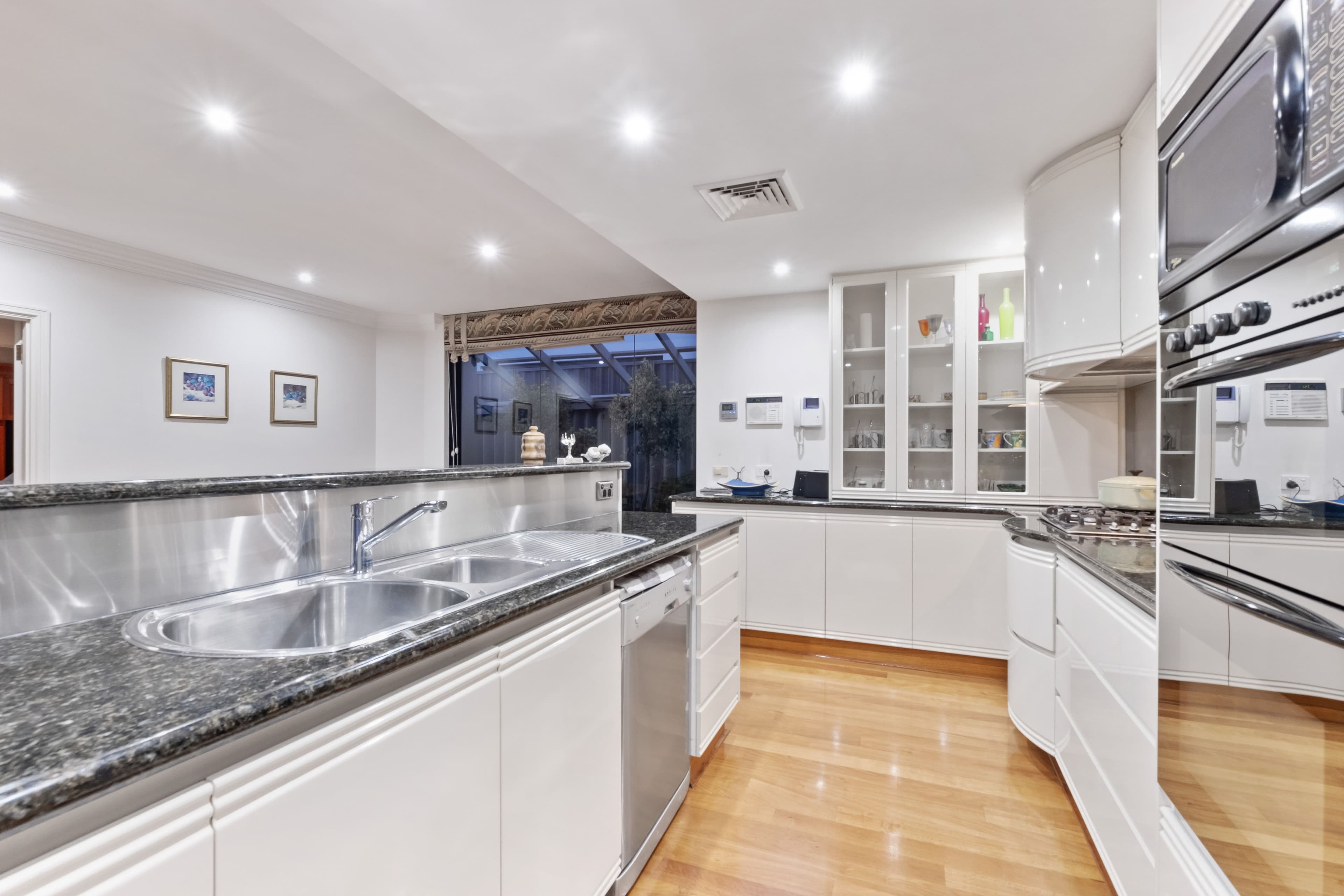 21 Koorda Street, Coolbinia WA 6050, Coolbinia - Thumbnail 7
