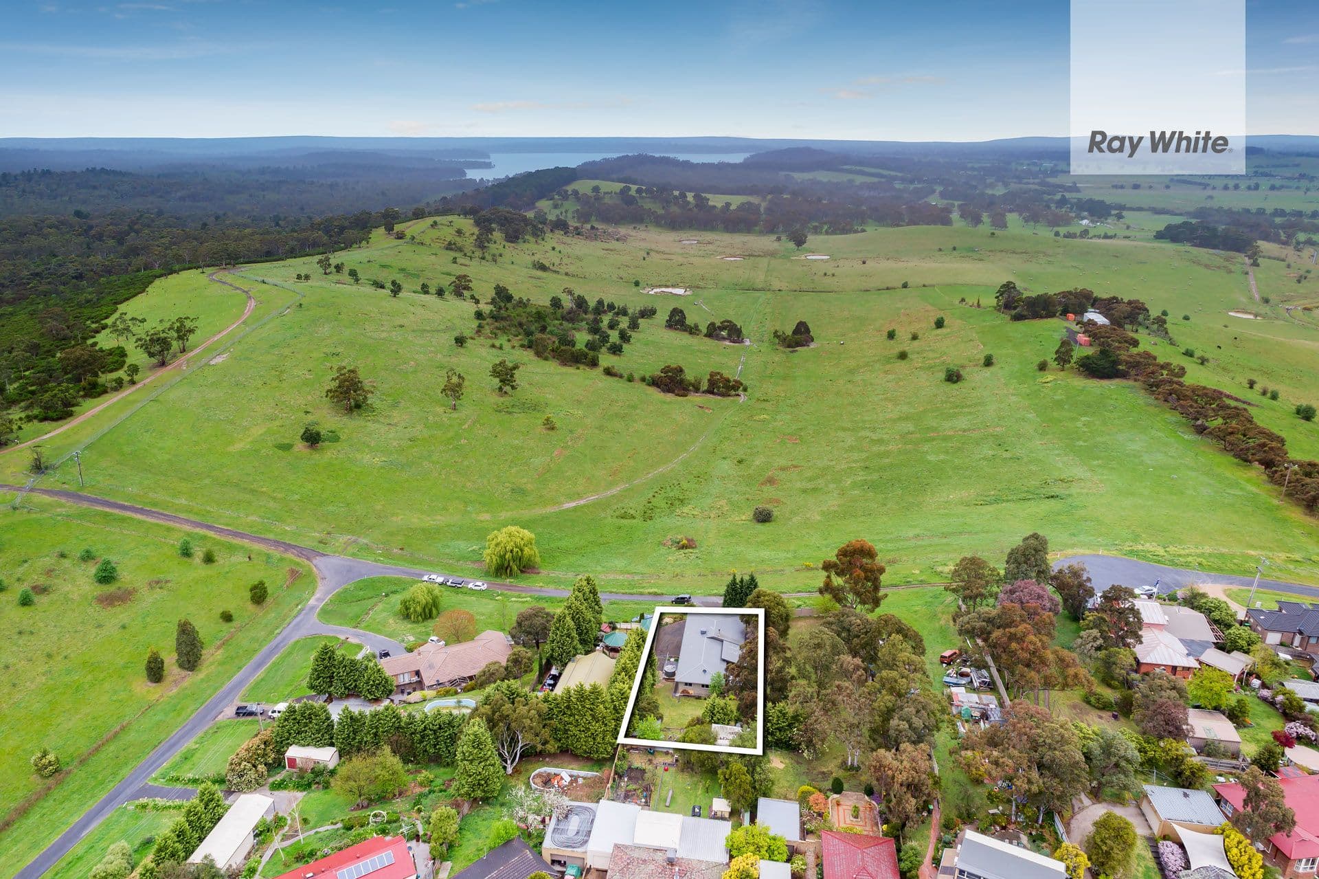 52 Evelyn Street, Whittlesea VIC 3757, Whittlesea - Thumbnail 2