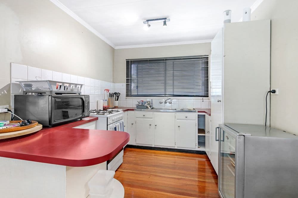 13 Parr Street, Biggera Waters QLD 4216, Biggera Waters - Thumbnail 4