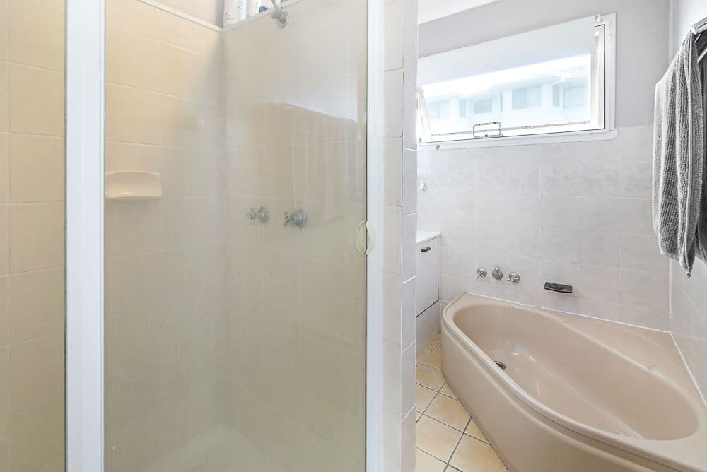 13 Parr Street, Biggera Waters QLD 4216, Biggera Waters - Thumbnail 8