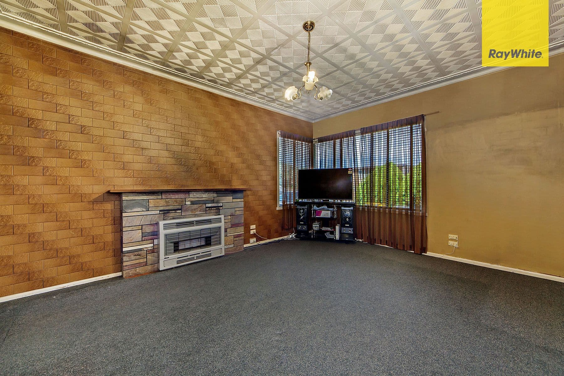 23 Marsden Crescent, St Albans VIC 3021, St Albans - Thumbnail 3