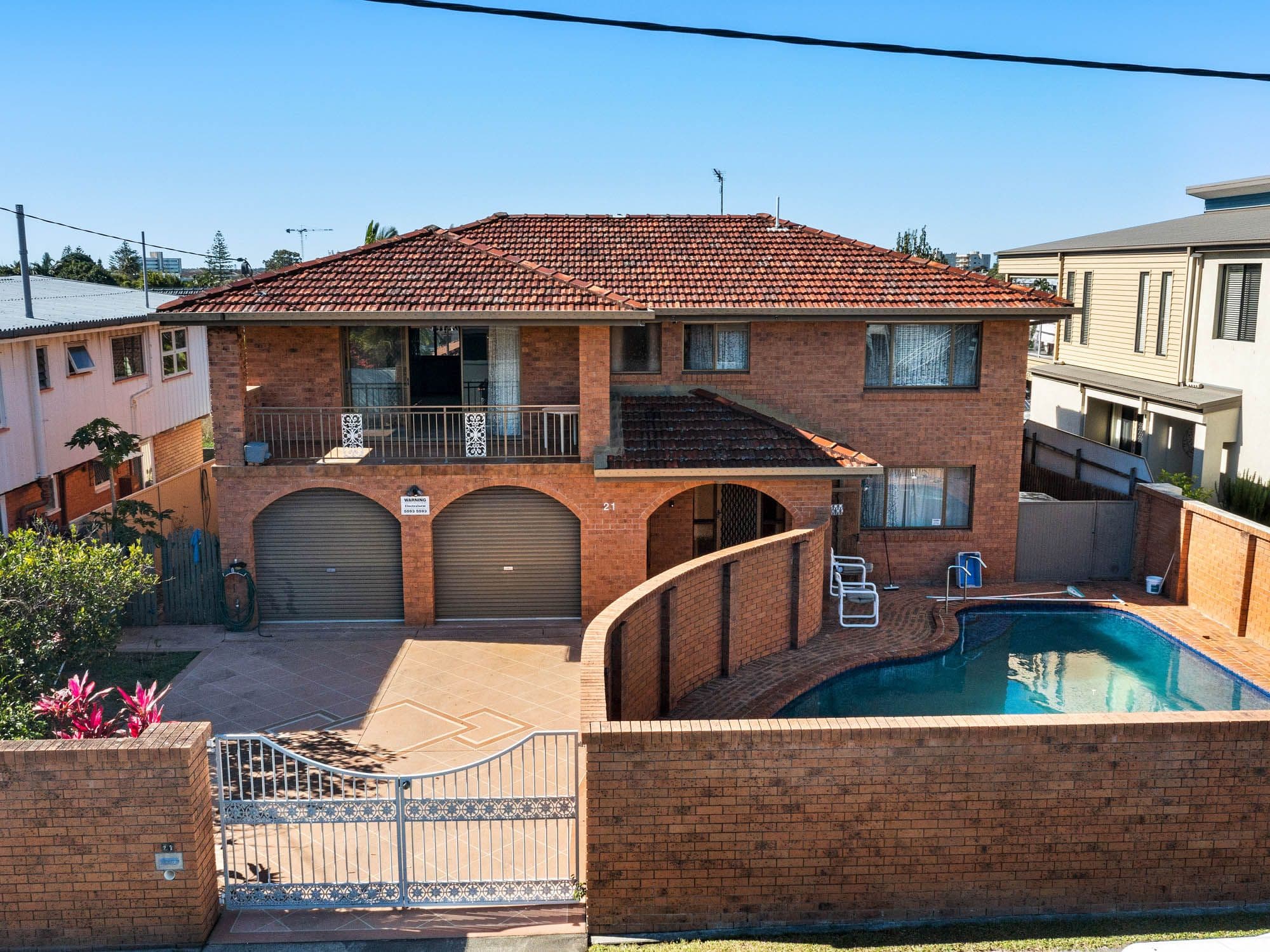 21 Waratah Avenue, Biggera Waters QLD 4216, Biggera Waters - Thumbnail 2