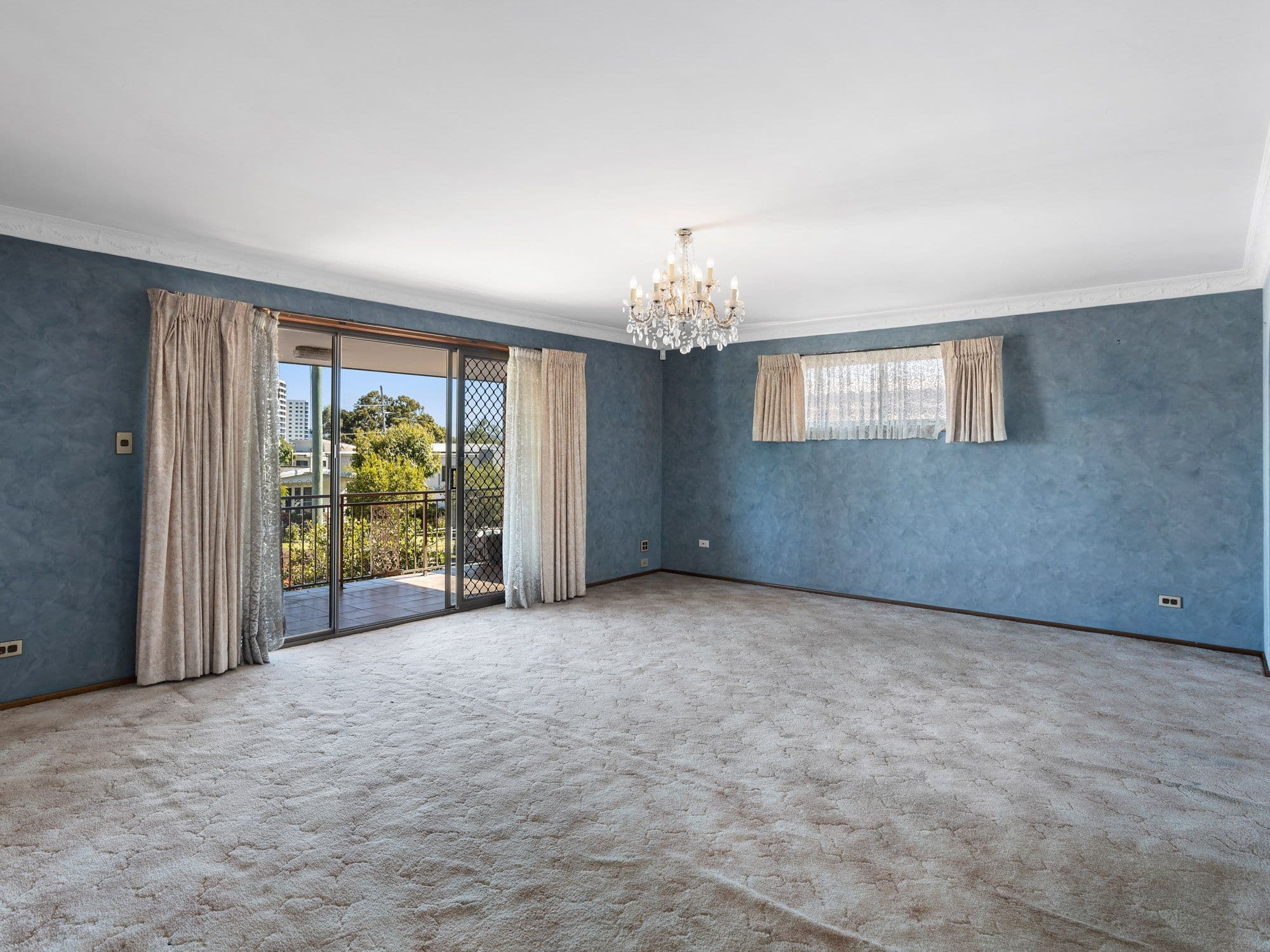 21 Waratah Avenue, Biggera Waters QLD 4216, Biggera Waters - Thumbnail 5