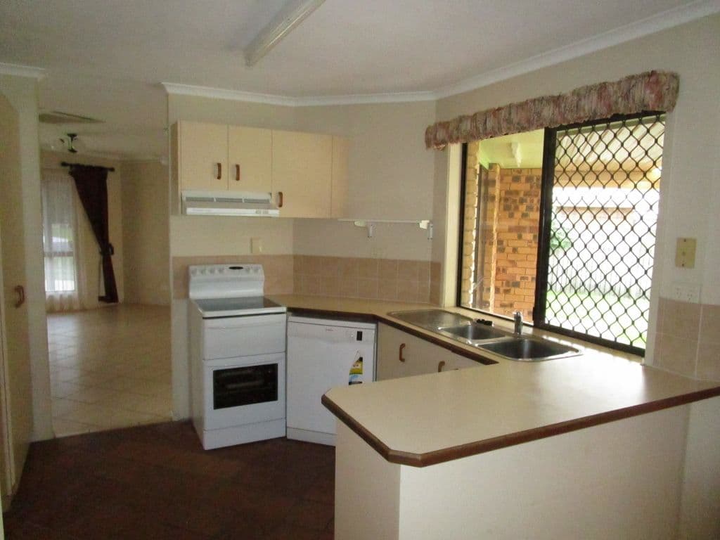 19 Panorama Drive, Maryborough QLD 4650, Maryborough - Thumbnail 4