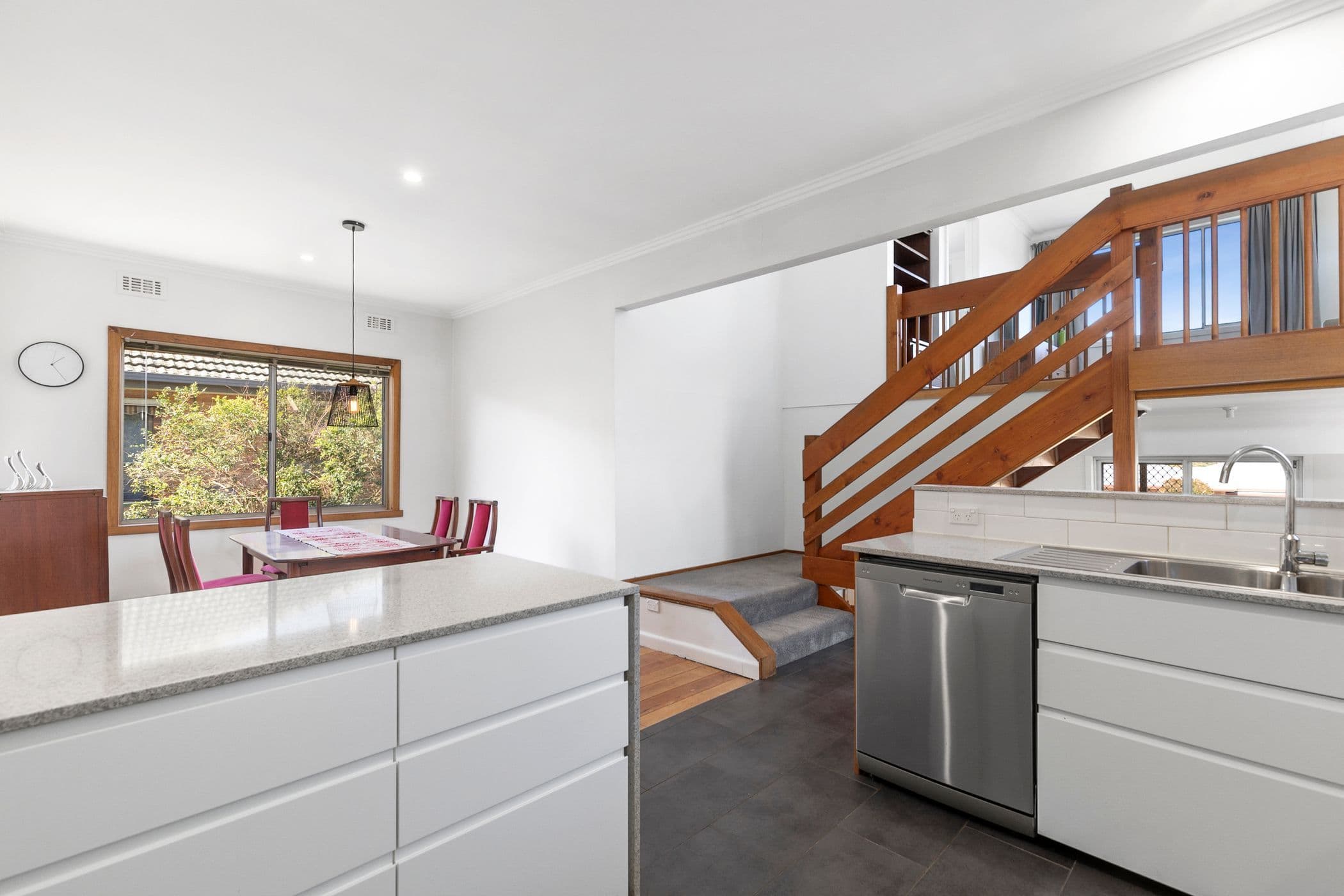 7 Barkly Street West, Ararat VIC 3377, Ararat - Thumbnail 4