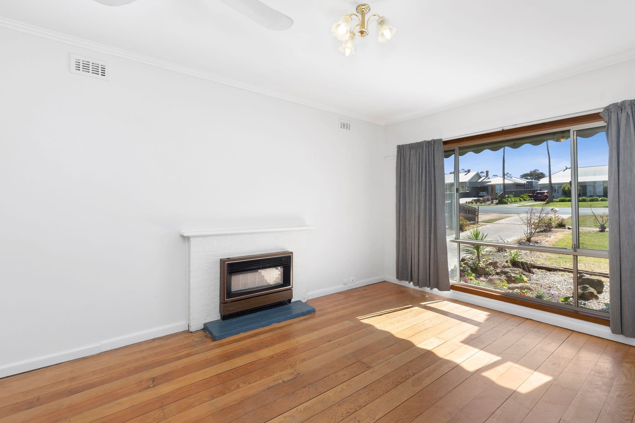 7 Barkly Street West, Ararat VIC 3377, Ararat - Thumbnail 8