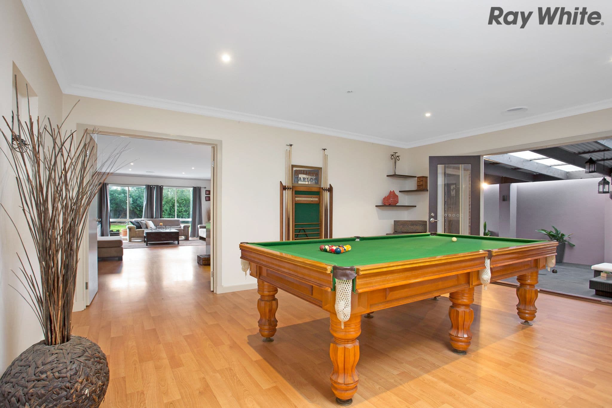 8 Marrowie Place, Taylors Hill VIC 3037, Taylors Hill - Thumbnail 2