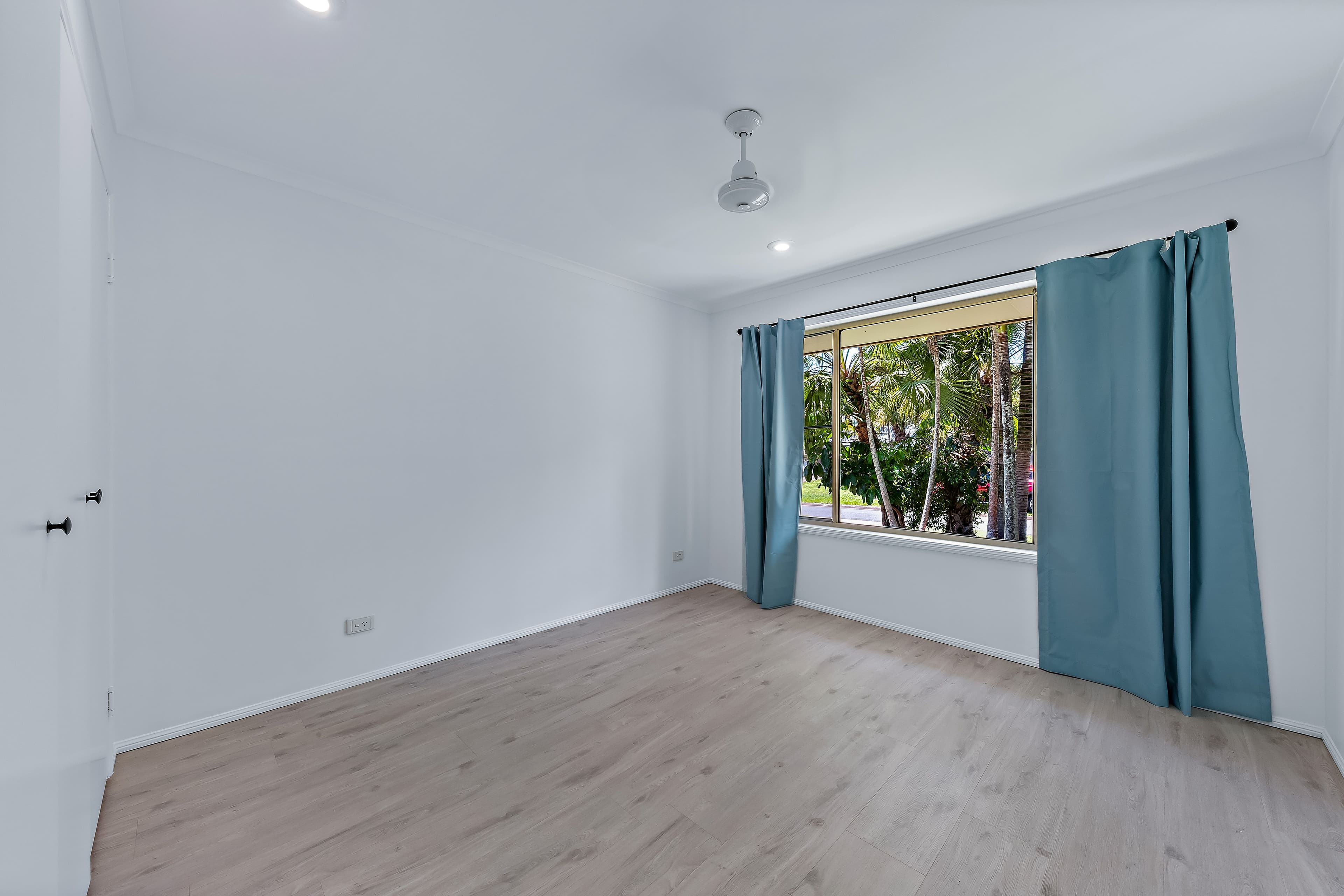 8 Solway Avenue, Cannonvale QLD 4802, Cannonvale - Thumbnail 8