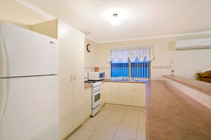 17 Jackeroo Crescent, WALKLEY HEIGHTS SA 5098, Walkley Heights - Thumbnail 5