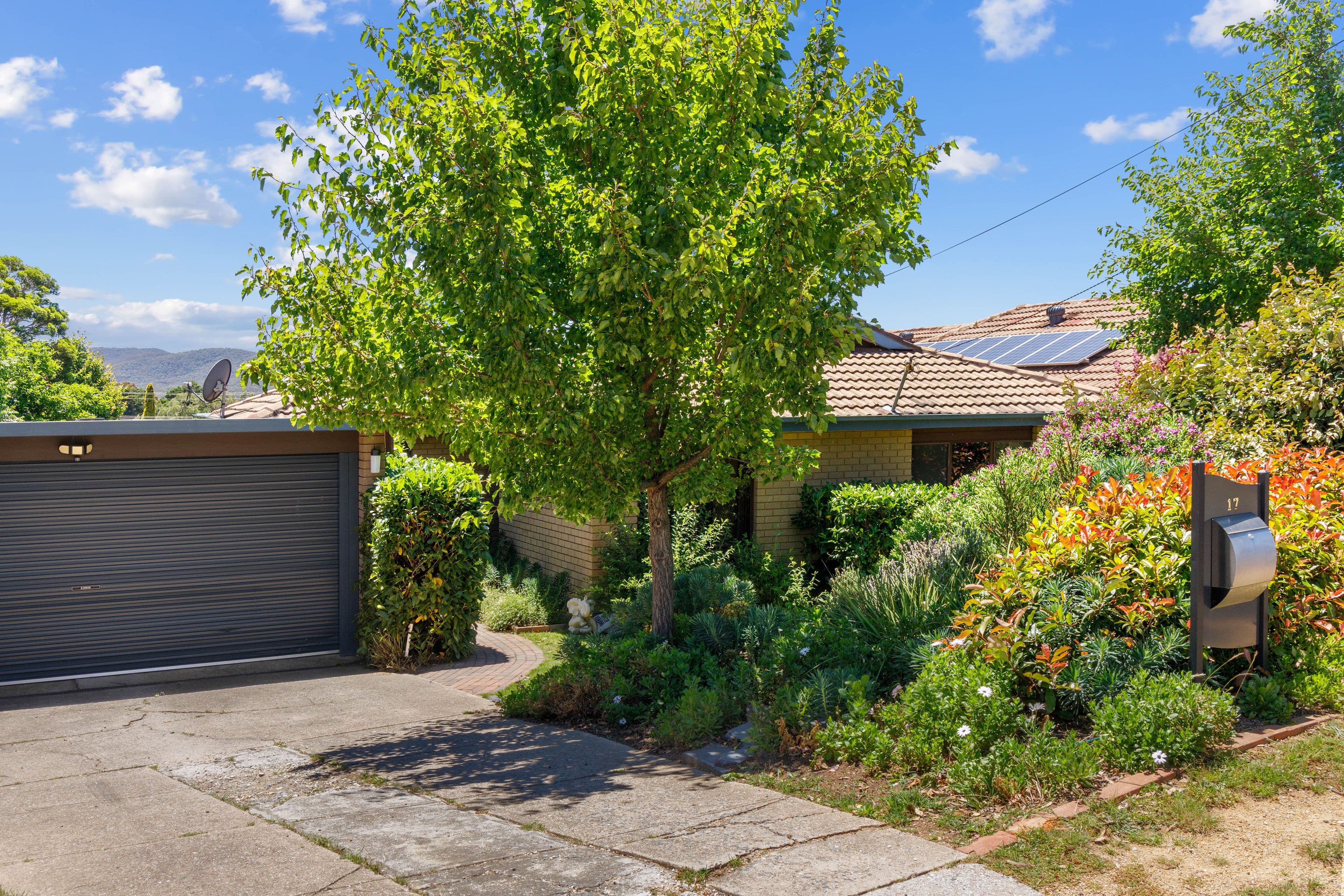 17 Bradford Drive, Goulburn NSW 2580, Goulburn - Image 1