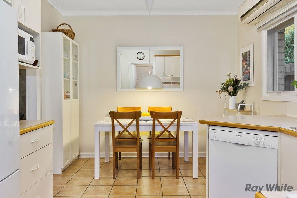 9 Eram Road, Box Hill North VIC 3129, Box Hill North - Thumbnail 4