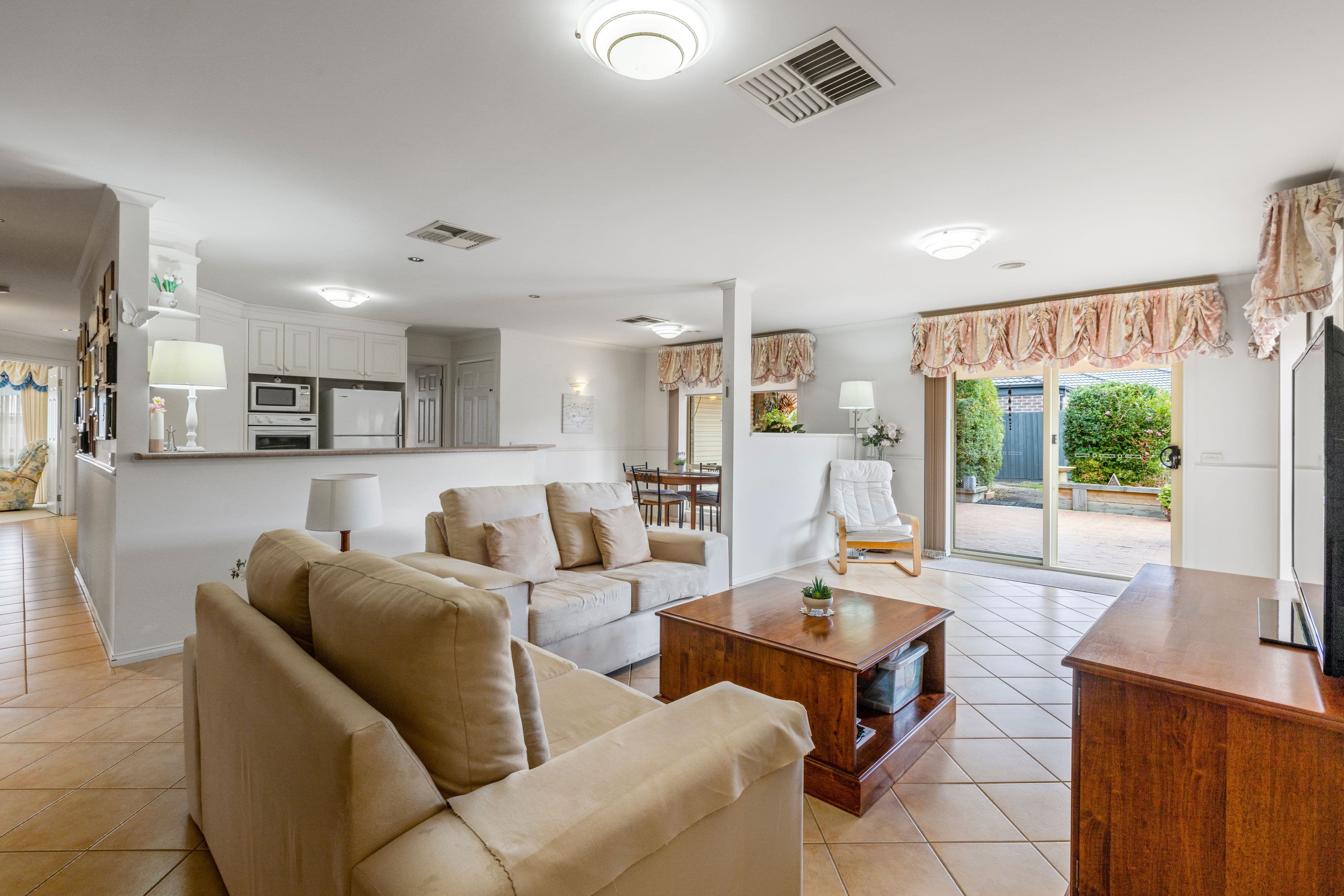 29 Caversham Drive, Mornington VIC 3931, Mornington - Thumbnail 4