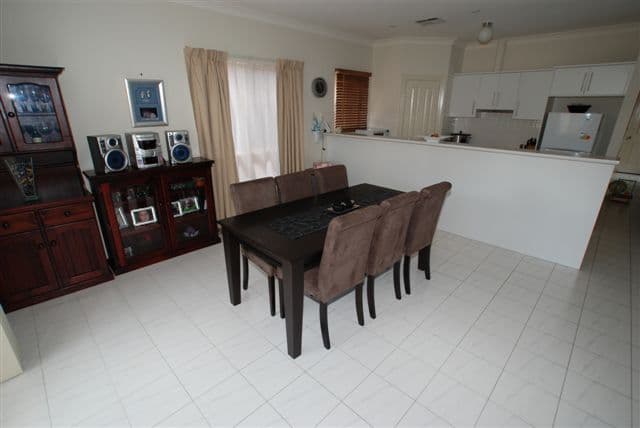 16 Leander Crescent, GREENACRES SA 5086, Greenacres - Thumbnail 3