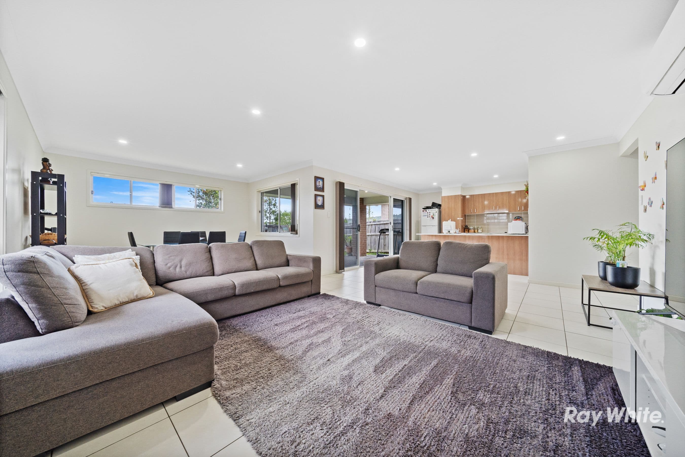 14 Wanaka Street, Bahrs Scrub QLD 4207, Bahrs Scrub - Thumbnail 2