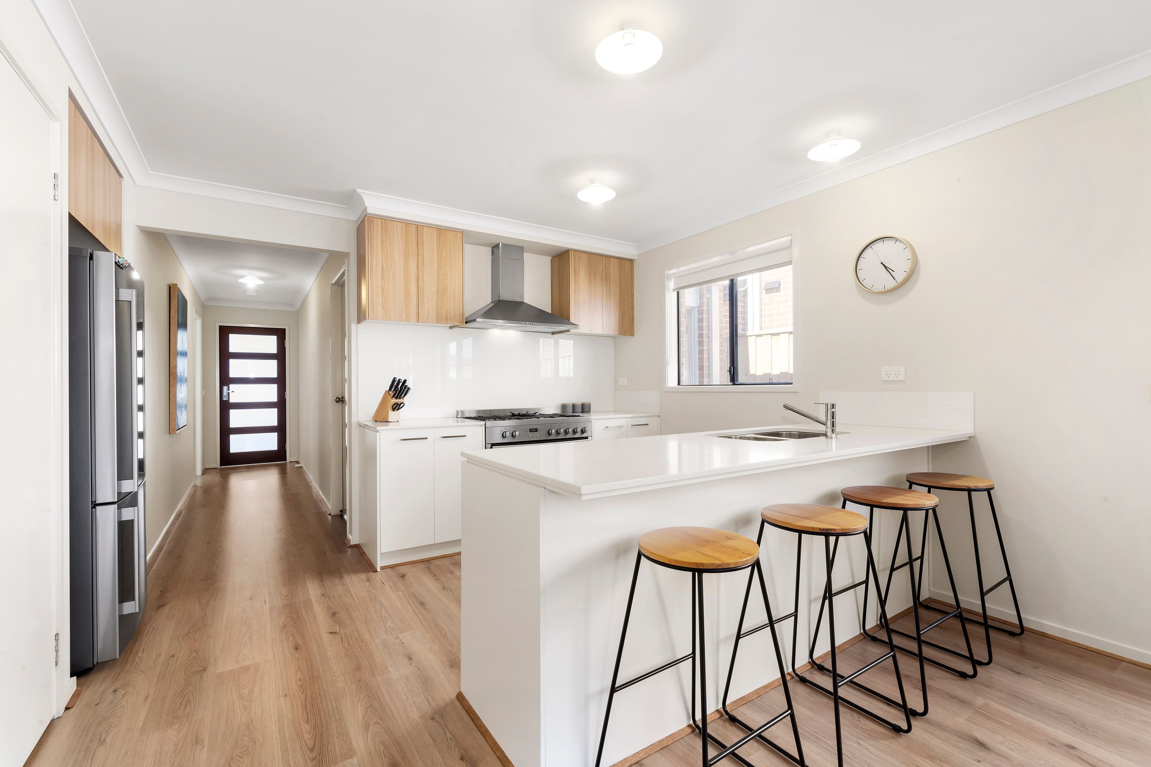 48 Castillo Avenue, Clyde North VIC 3978, Clyde North - Thumbnail 2