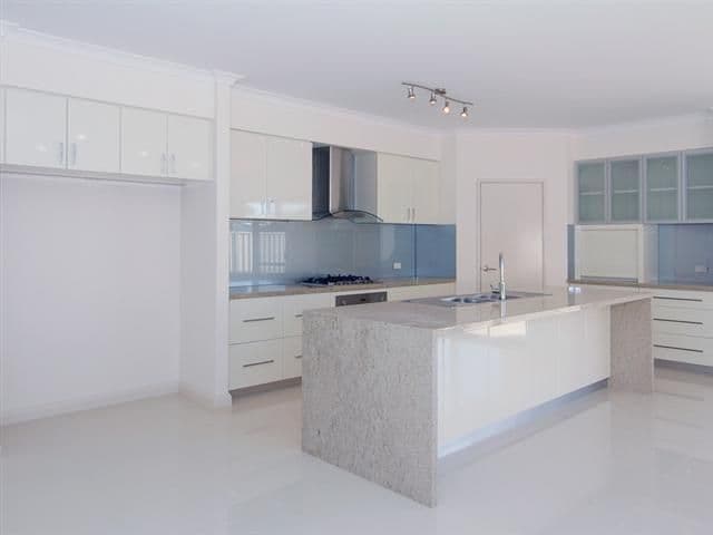 37 Waterfoot Loop, CANNING VALE WA 6155, Canning Vale - Thumbnail 2